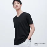 Uniqlo Men's Dry Crew Neck V-Neck Short Sleeve T-Shirt, Color: Black - Clothing Size (INT)-M