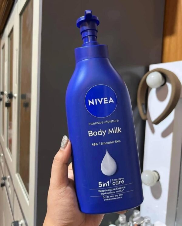 BKK Nivea Body Milk Intensive Moisture Lotion 550 ml