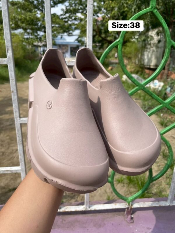 BKK Hello Polo slippers big toe thick heel 3 cm, Color: Ovaltine