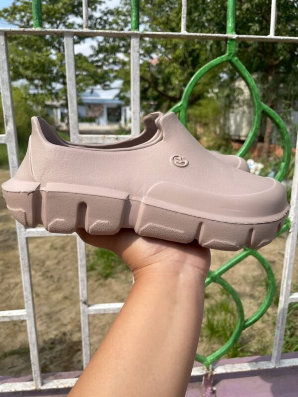 BKK Hello Polo slippers big toe thick heel 3 cm, Color: Ovaltine