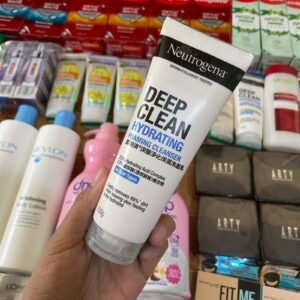 BKK Neutrogena Deep Clean Hydrating Foaming Cleanser 100 G.